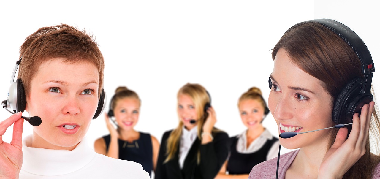 inhouse call centre vs outsourced